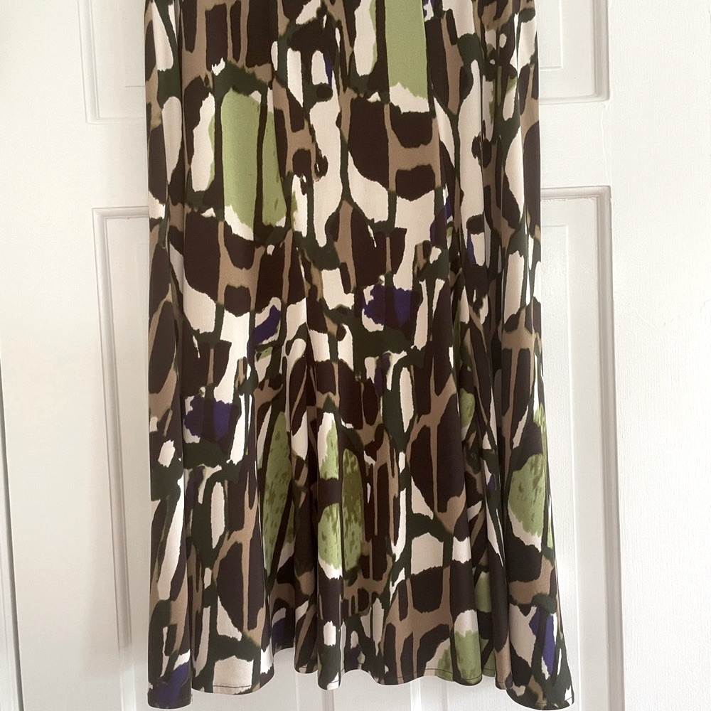 Vintage East 5th Camouflage Pattern Skirt in Size M. - Picture 2 of 8